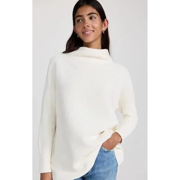 Free People Ottoman Slouchy White Turtleneck Sweater Woman's Medium RN: 66170 - Picture 2 of 9